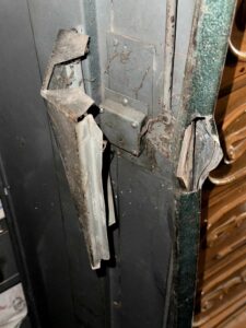 মৌলভীবাজার গোরারাই গ্রামে : নগদ টাকা ও স্বর্ণালংকার লুট