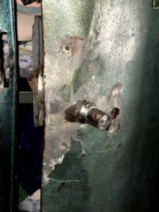 মৌলভীবাজার গোরারাই গ্রামে : নগদ টাকা ও স্বর্ণালংকার লুট