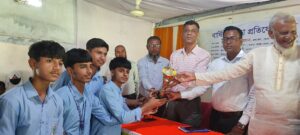 ওয়াহিদ সিদ্দেক উচ্চ বিদ্যালয় বার্ষিক ক্রীড়া প্রতিযোগিতার পুরুস্কার বিতরণ অনুষ্ঠিত