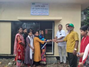 বাদাঘাট (দক্ষিণ) ইউপি চত্বরে নারী পরিচালিত বিপণি বিতান ‘দেশি হাট’ উদ্বোধন