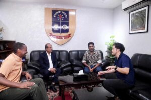 ঢাবি উপাচার্যের সঙ্গে সোমালিয়ার রাষ্ট্রদূত এবং হিরোশিমা বিশ্ববিদ্যালয়ের প্রতিনিধিদলের সাক্ষাৎ