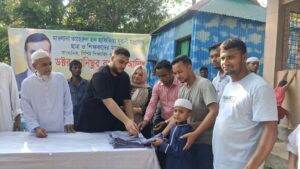স্বজন হারানোর শোক থেকে মানবিক উদ্যোগ—করিমগঞ্জে ড. আনিছের ব্যতিক্রমী আয়োজন